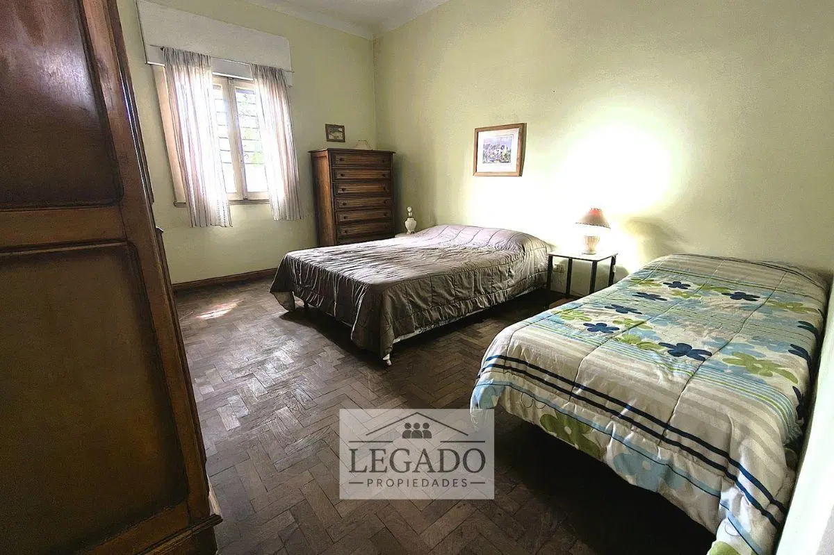 Villa Maipú - Casa 4 Ambientes - Entrada P/2 Autos, Jardín Al Frente, Gran Patio y Terraza. 2