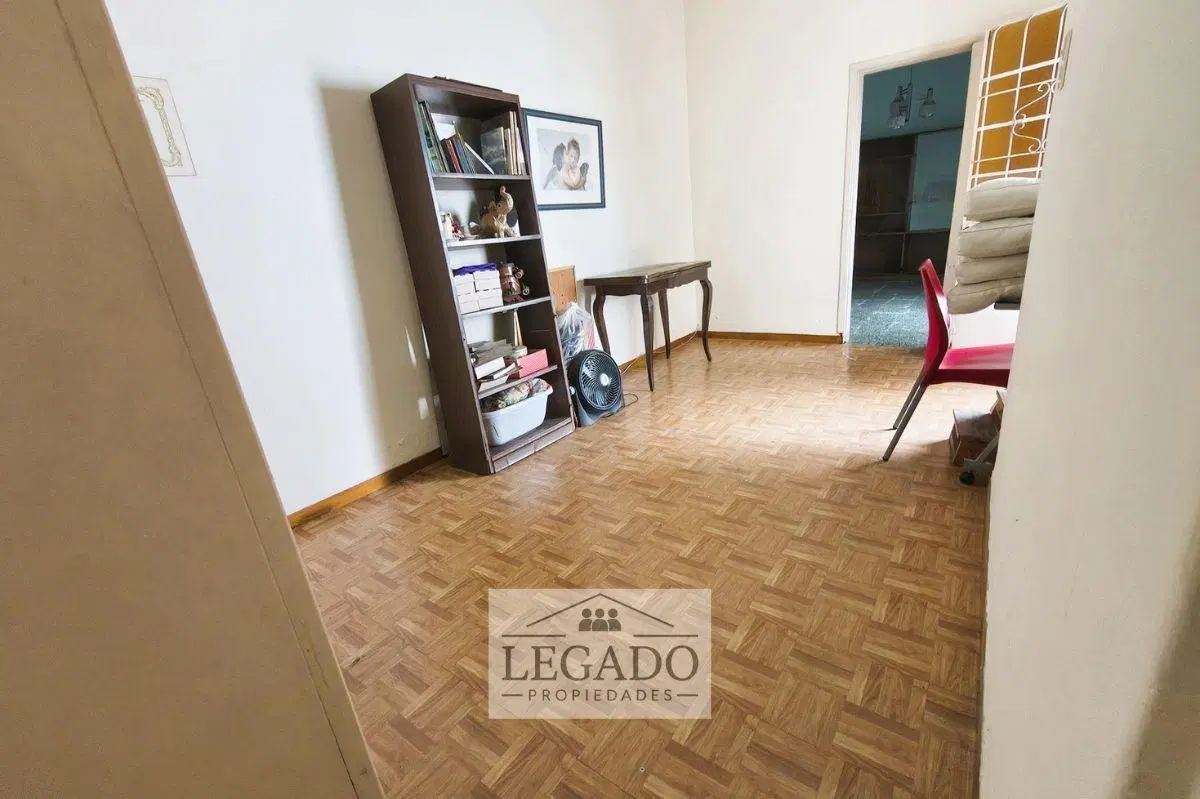 Villa Maipú - Casa 4 Ambientes - Entrada P/2 Autos, Jardín Al Frente, Gran Patio y Terraza. 4