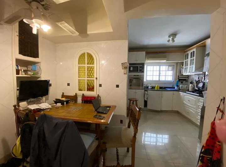 Hermoso Semipiso en Belgrano de 4 Ambientes con cochera fija  5