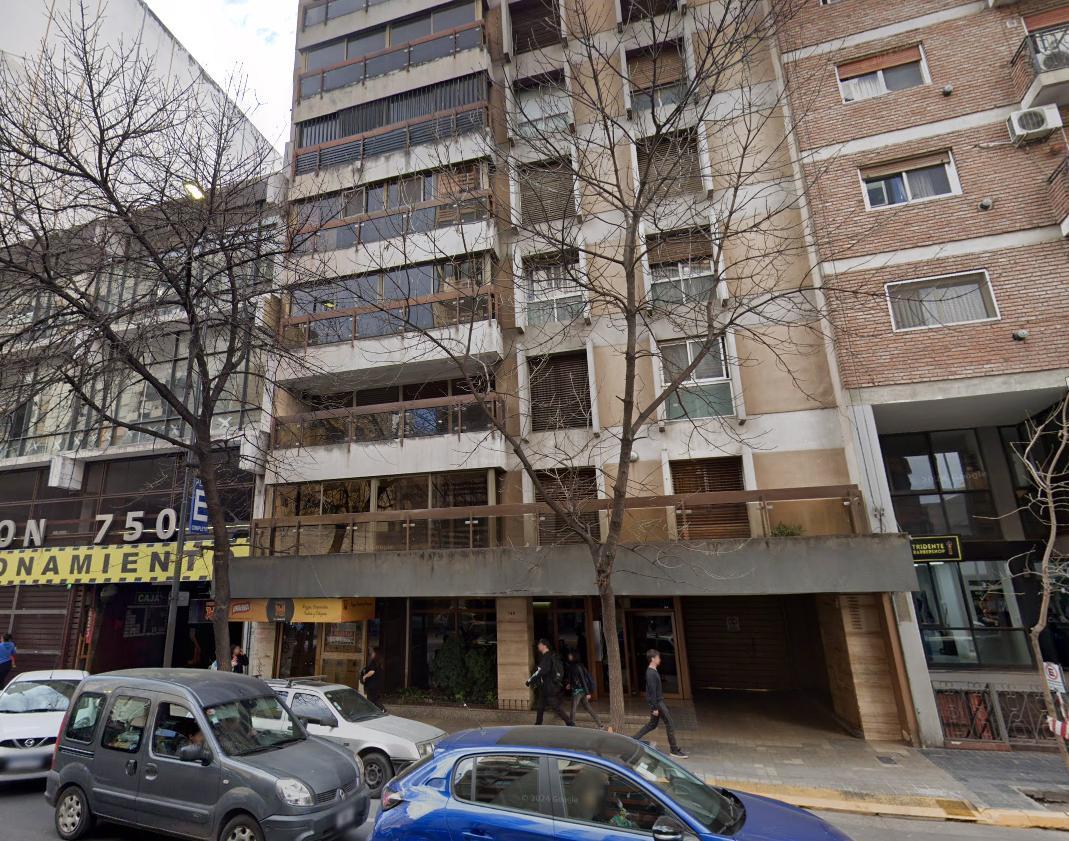 COCHERA – AV. COLON N° 740 – B° CENTRO – CORDOBA