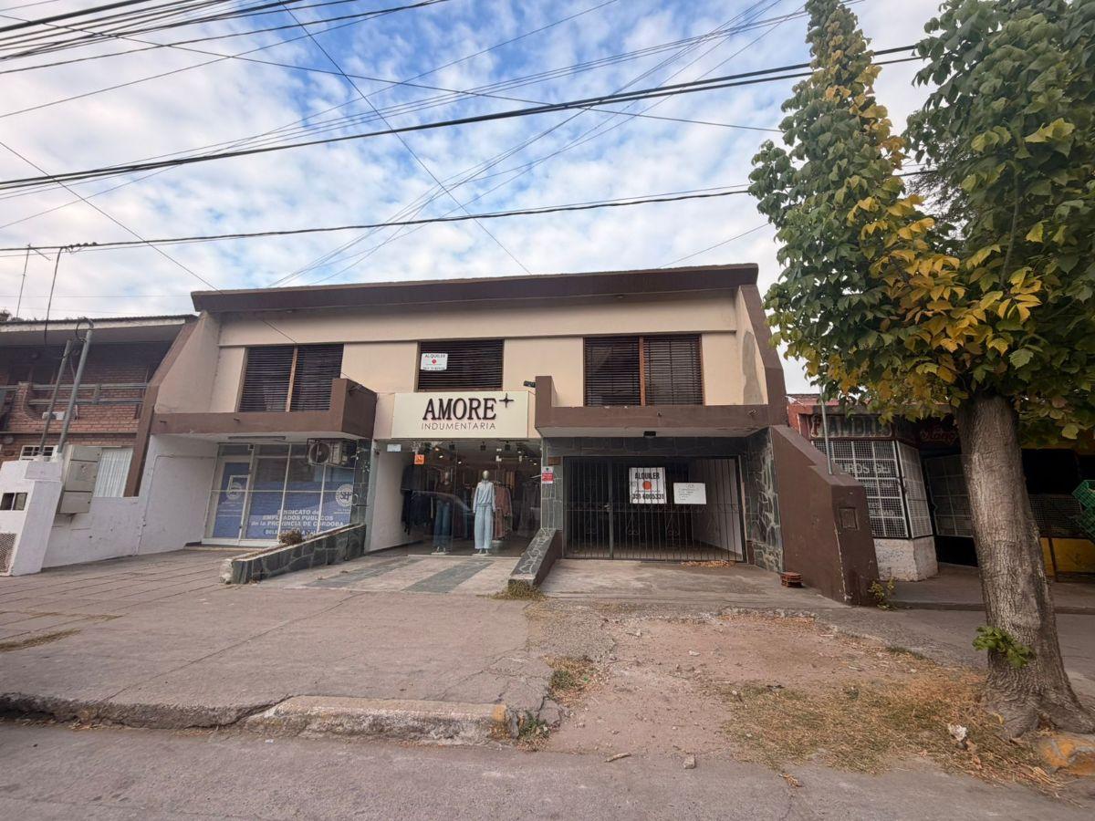 ALQUILO CASA 3 DORMITORIOS – B° CENTRO – LA CALERA