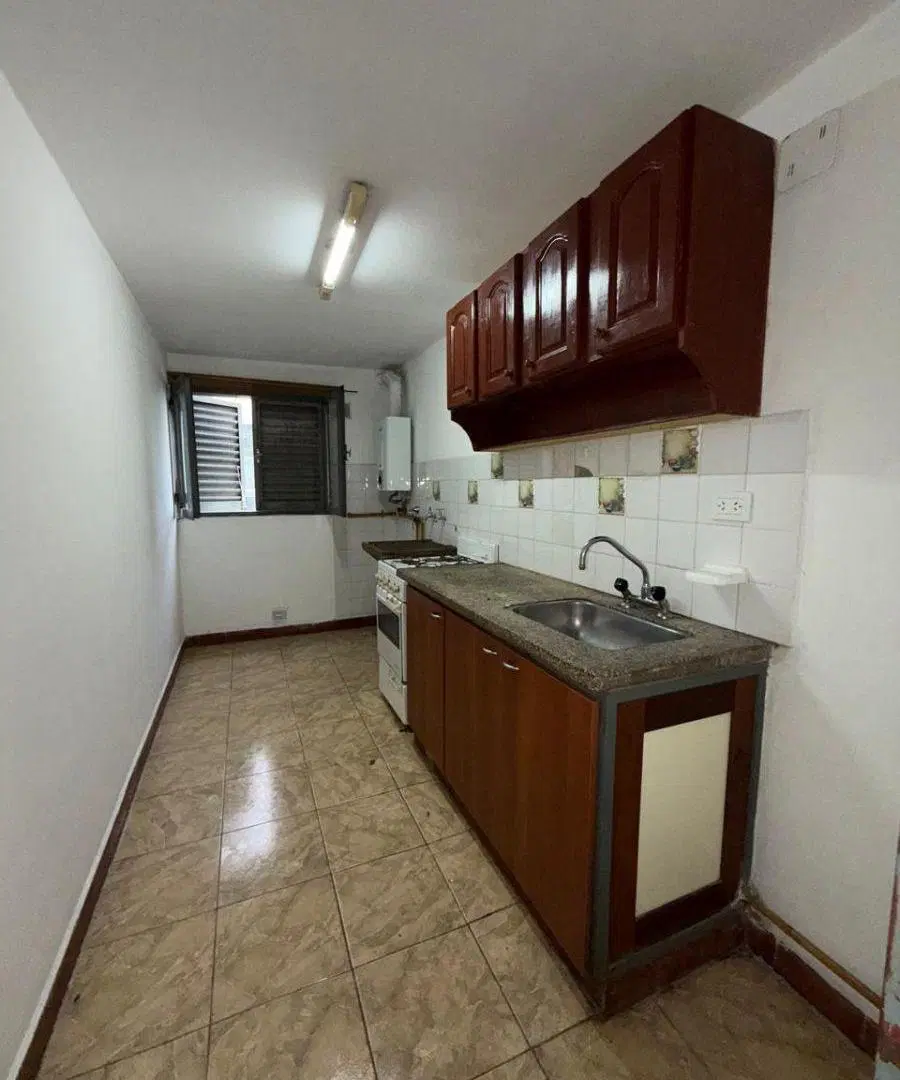 ALQUILO DEPARTAMENTO 3 DORMITORIOS CON COCHERA ABIERTA – B° COVICCO – LA CALERA 2