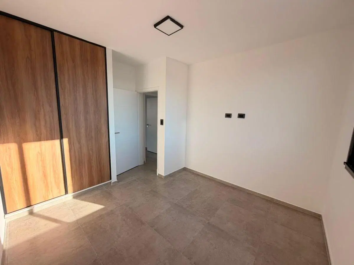 ALQUILO DUPLEX 2 DORMITORIOS – B° LOS PRADOS 5