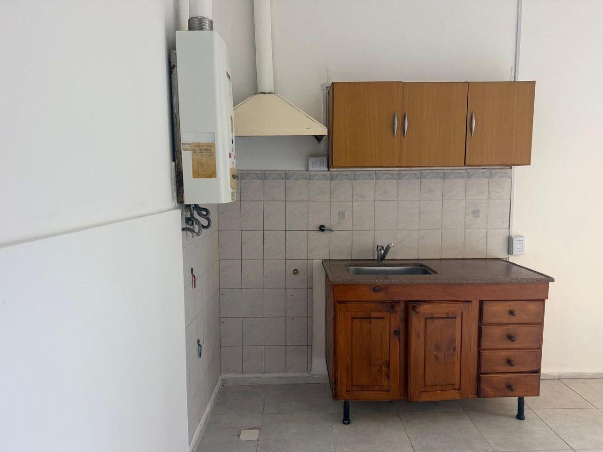 Foto de ALQUILO DEPARTAMENTO 1 DORMITORIO - B° SAN CLEMENTE -VILLA ALLENDE, imagen 2
