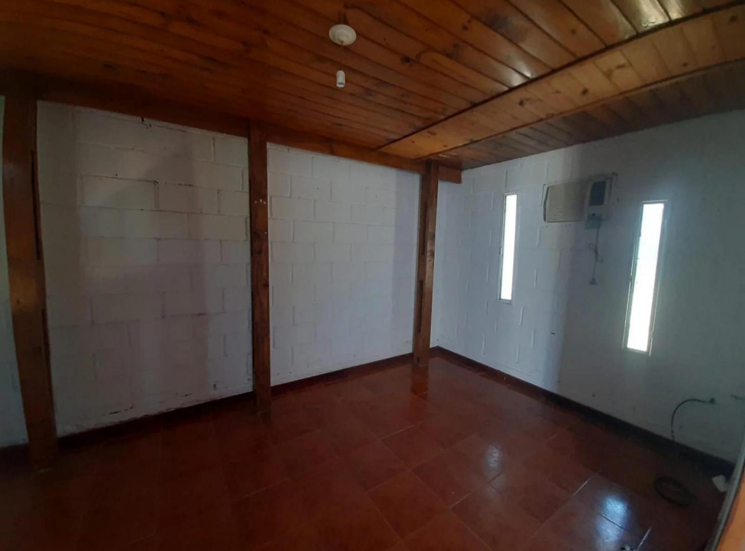 Foto de ALQUILO CASA 2 DORMITORIOS -B° STOECKLIN - LA CALERA, imagen 1