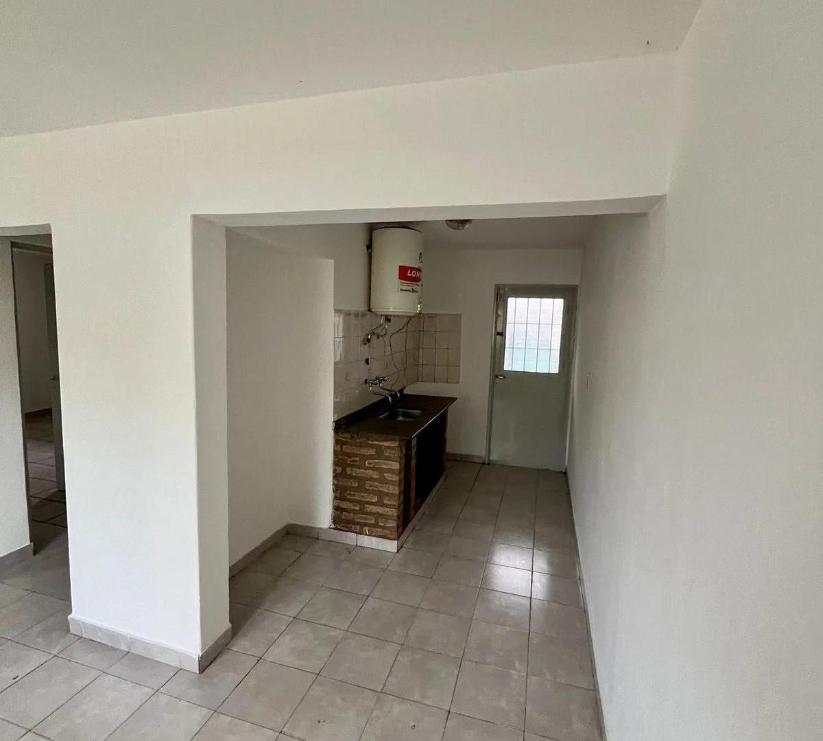 Foto de ALQUILO CASA 1 DORMITORIO – LA CALERA – B° CUESTA COLORADA, imagen 5