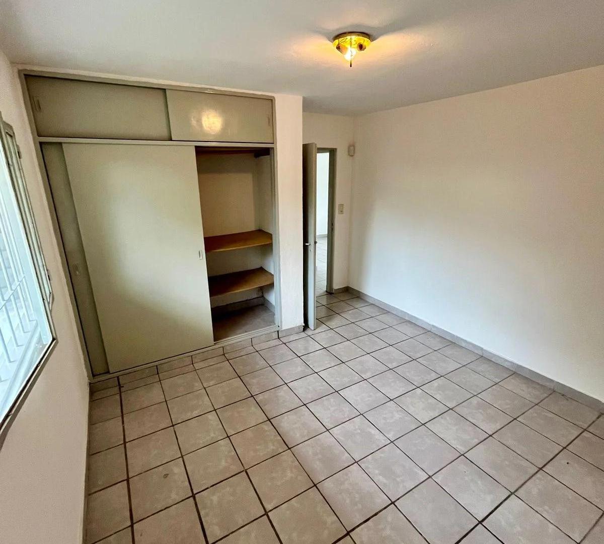 Foto de ALQUILO CASA 1 DORMITORIO – LA CALERA – B° CUESTA COLORADA, imagen 2