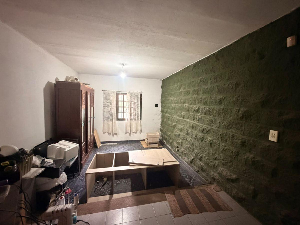 Foto de CASA Y LOTE APTO GALPON - B° CUESTA COLORADA - LA CALERA, imagen 5