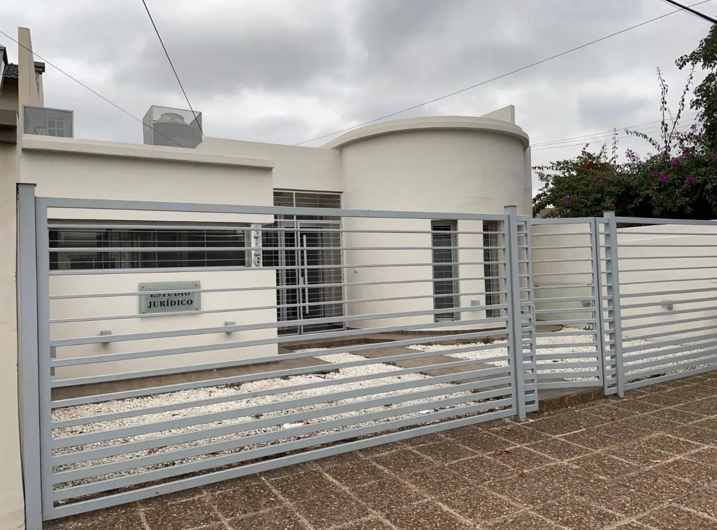 OFICINA TOTALMENTE EQUIPADA Y LISTA PARA TRABAJAR – SIN EXPENSAS - VILLA CABRERA 2