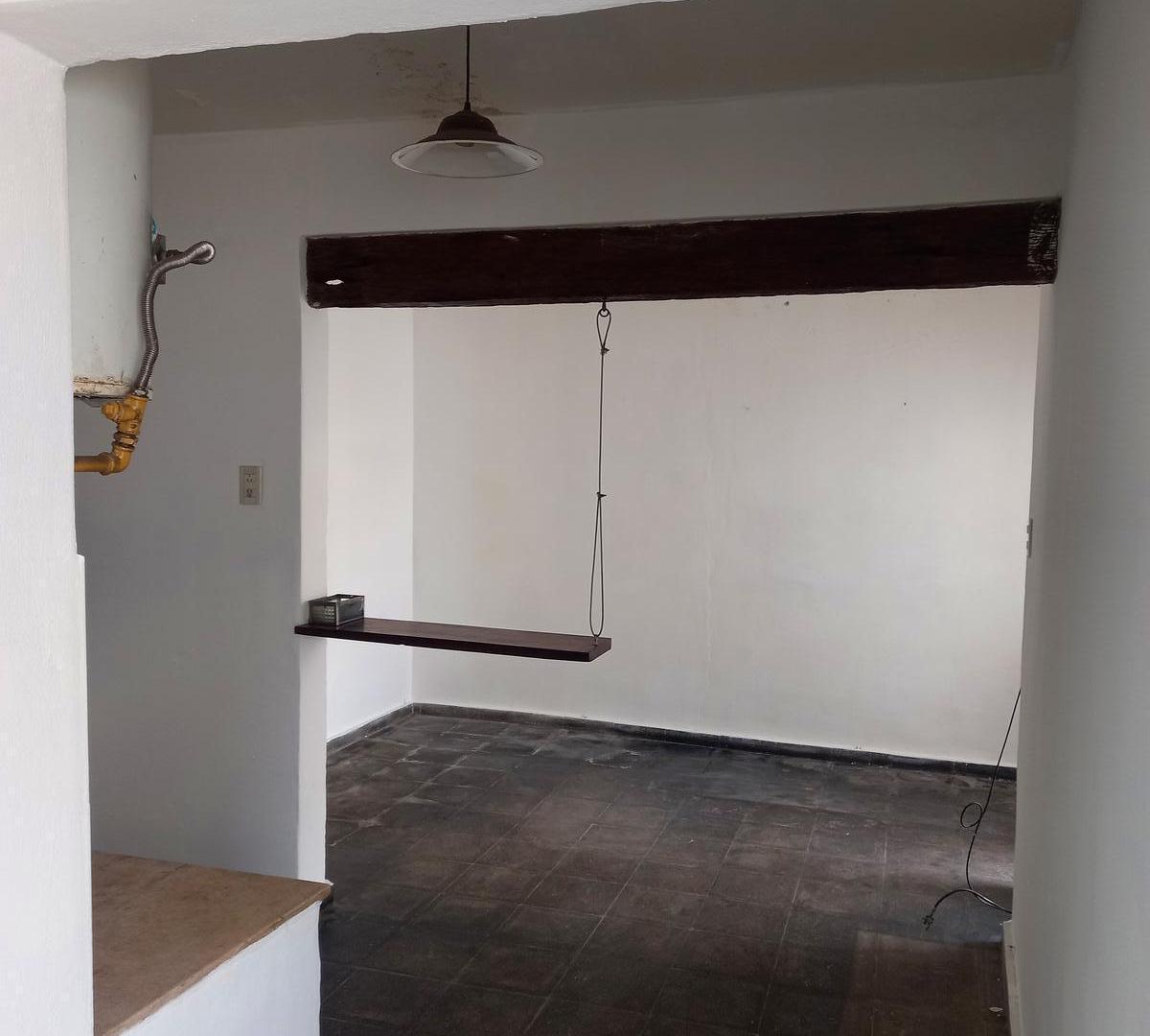 Foto de “OPORTUNIDAD INVERSOR” 2 UNIDADES CON SERVICIOS INDEPENDIENTES B° SAN MARTIN, imagen 5