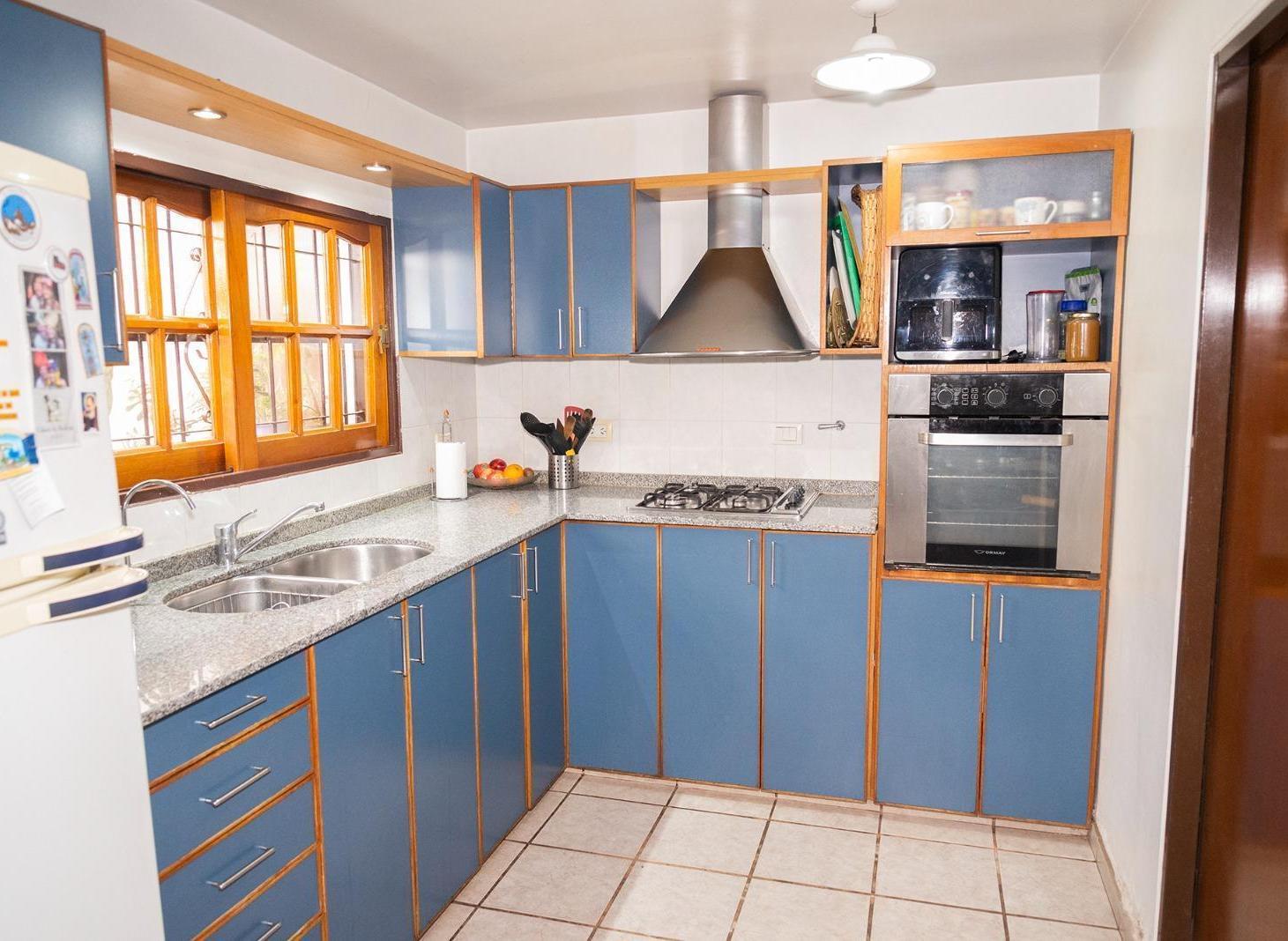 Foto de CASA (PH SIN EXPENSAS) EN VENTA – 4 DORMITORIOS – GARAGE – PATIO – B°, imagen 1
