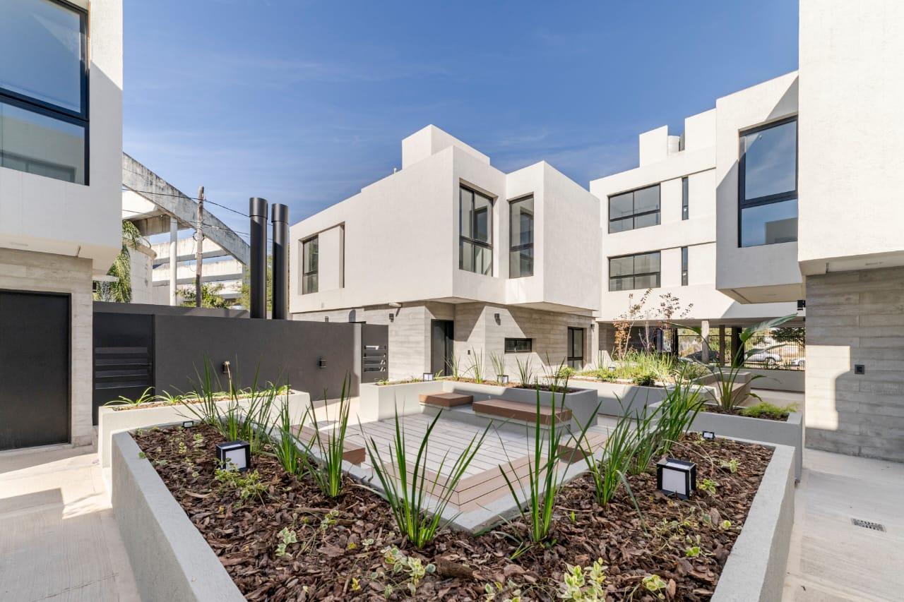 DUPLEX AMOBLADO EN ALQUILER  3 DORMITORIOS EN HOUSING DISTRITO 20 – NUEVO POETA LUGONES