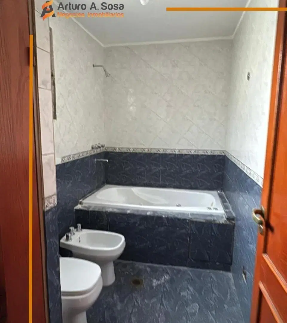 Casa ALQUILER 4 dormitorios  en Villa Belgrano 2