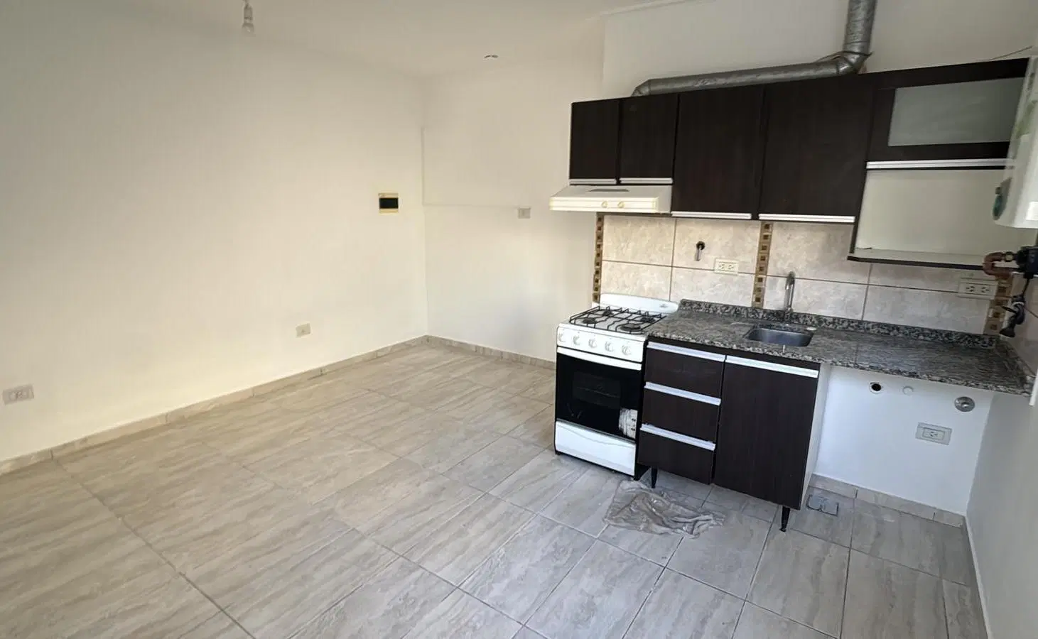 caraffa venta casa y dos locales en venta ideal inversión 5