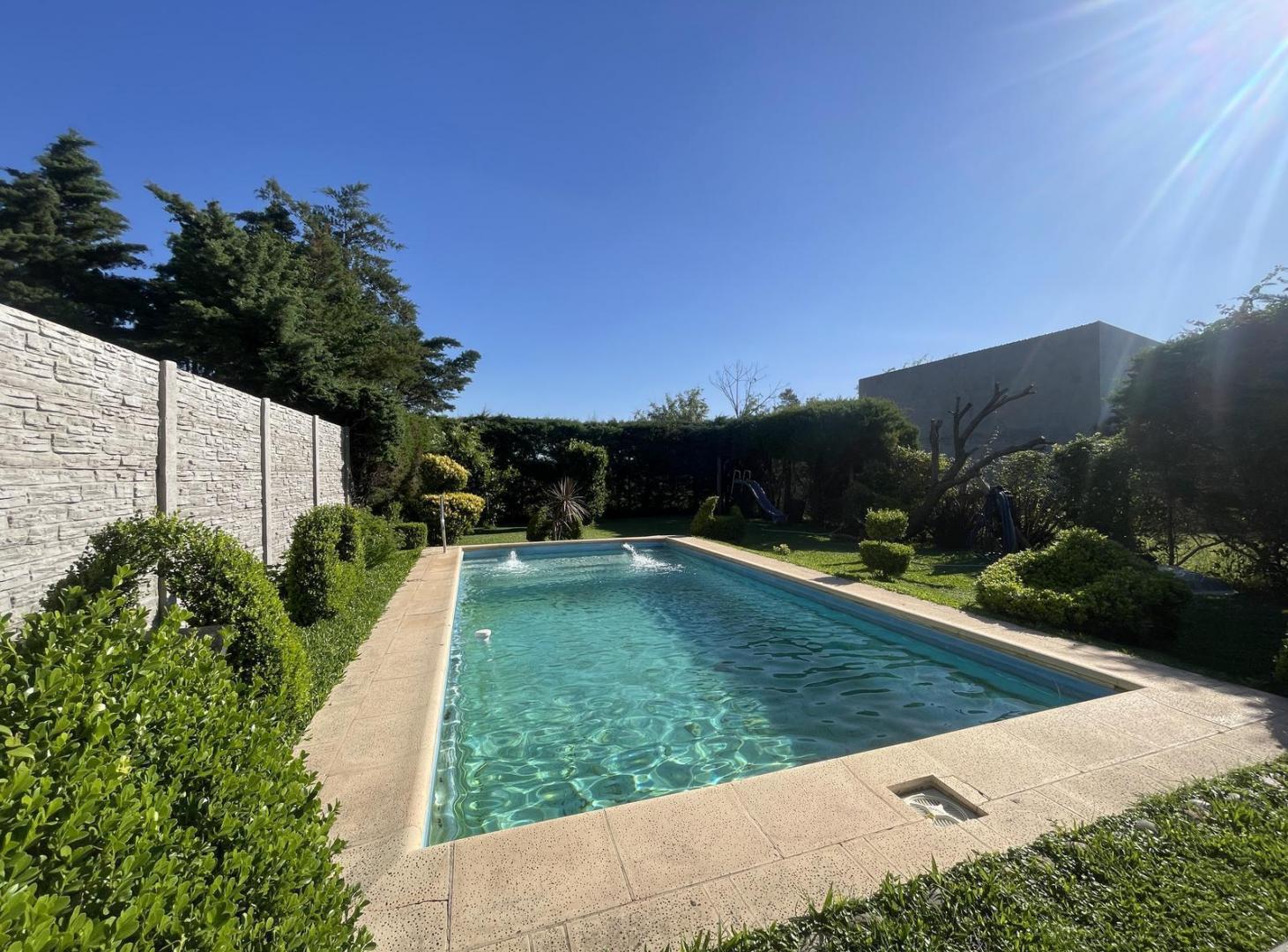 Casa en venta, roldan