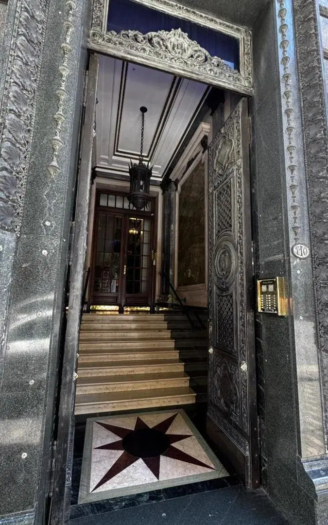 Departamento 4 dormitorios, Palacio Fuentes. 2
