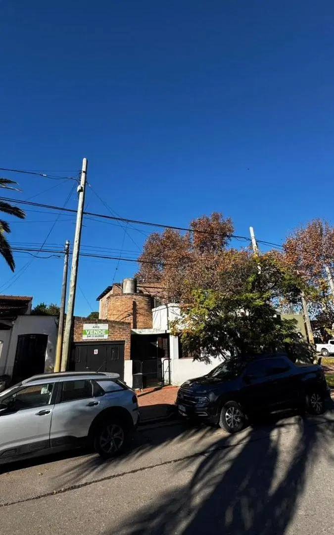 Casa de 3 dormitorios, Barrio Fisherton 5