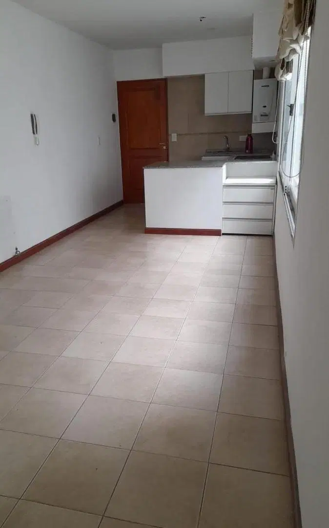 Departamento en venta 1 dormitorio, Alberdi 2