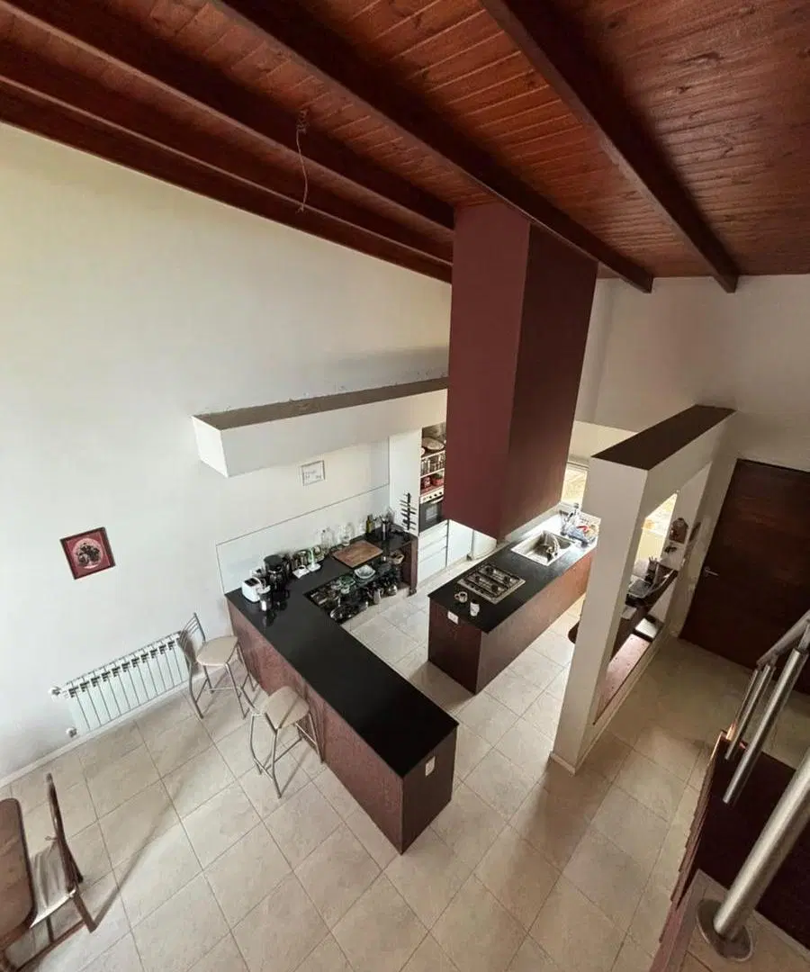 Casa en Venta 3 dorm + Galpón, Fisherton 4