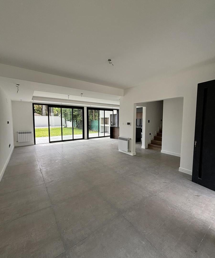 Foto de Casa 3 dormitorios en venta, Funes, imagen 3