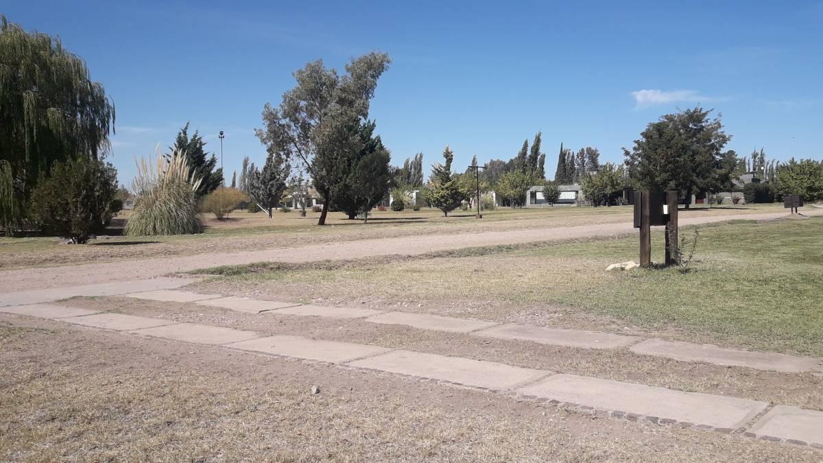 Lotes de 1800 a 2500 m² en El Barrio Los Viñedos 4