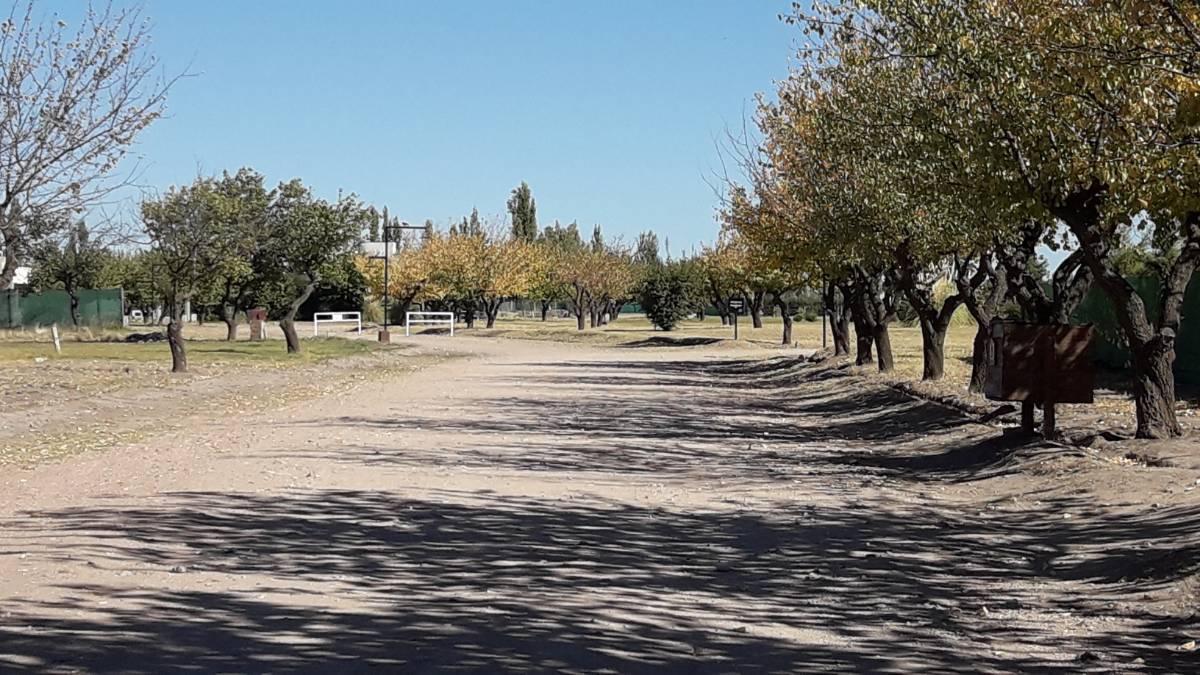 Lotes de 1800 a 2500 m² en El Barrio Los Viñedos 1