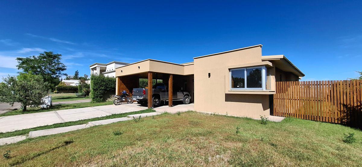 Foto de CASA A ESTRENAR 2 DORMITORIOS EN "LA CASCADA", imagen 1
