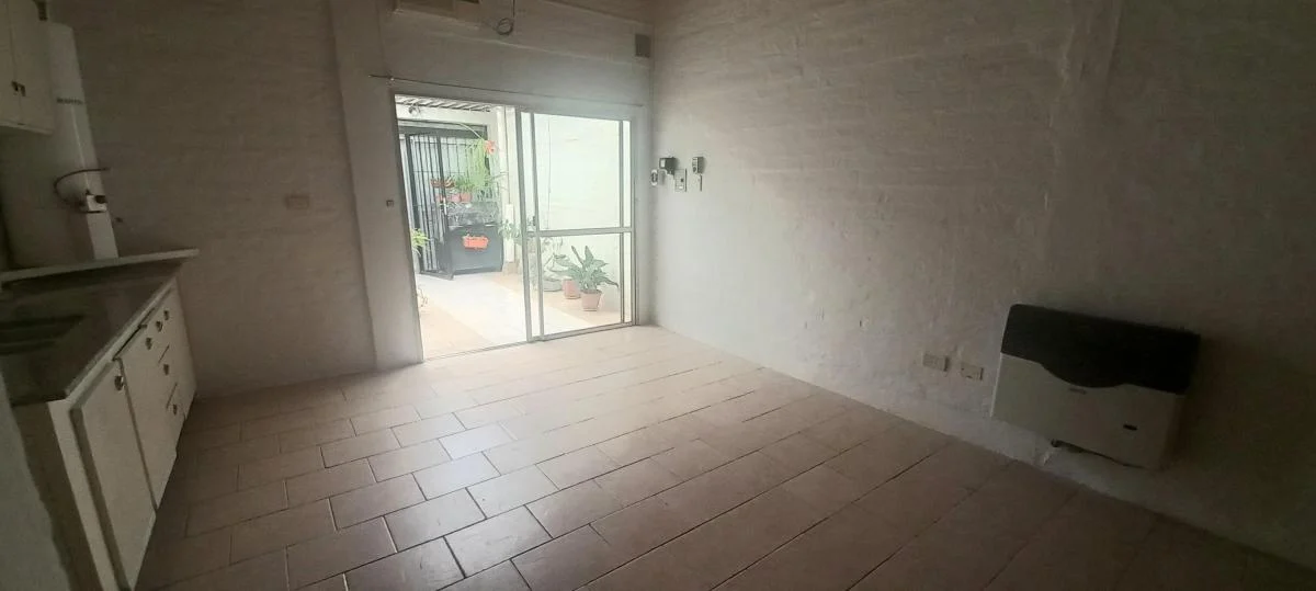 Lizana Propiedades Vende Casa + Departamento en Godoy Cruz 2
