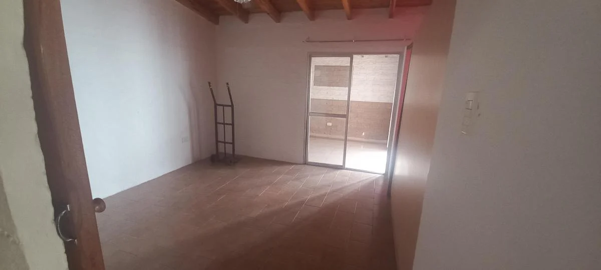 Lizana Propiedades Vende Casa + Departamento en Godoy Cruz 5