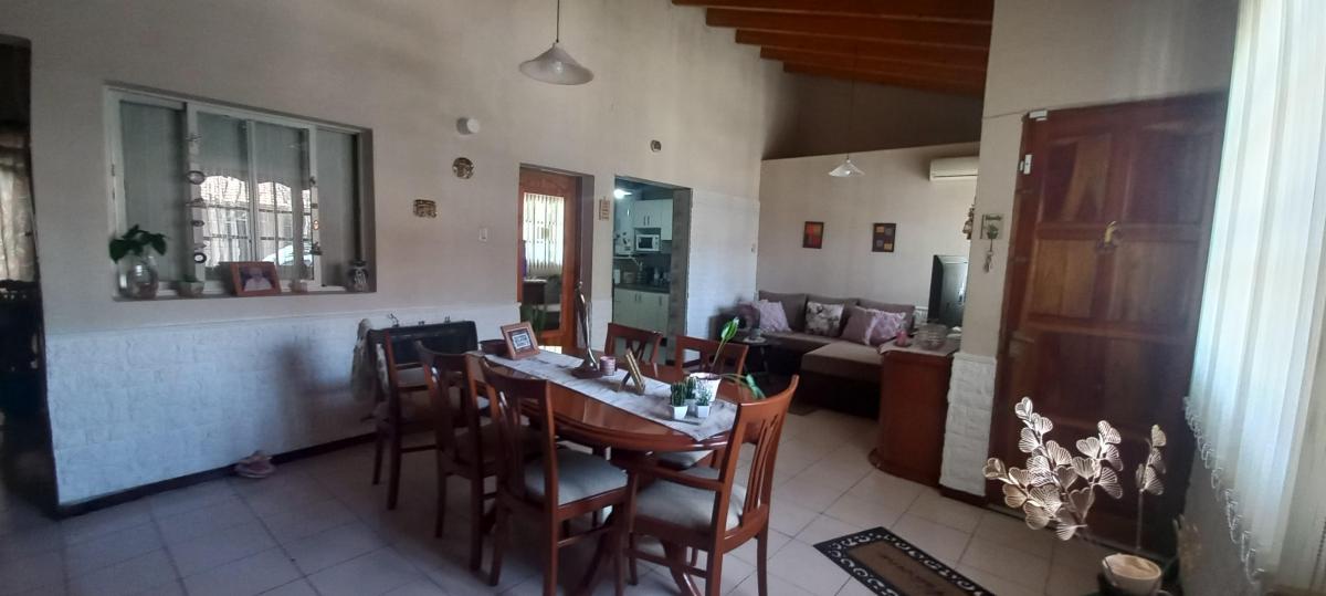 Lizana Propiedades Vende Casa + Departamento en Godoy Cruz 4