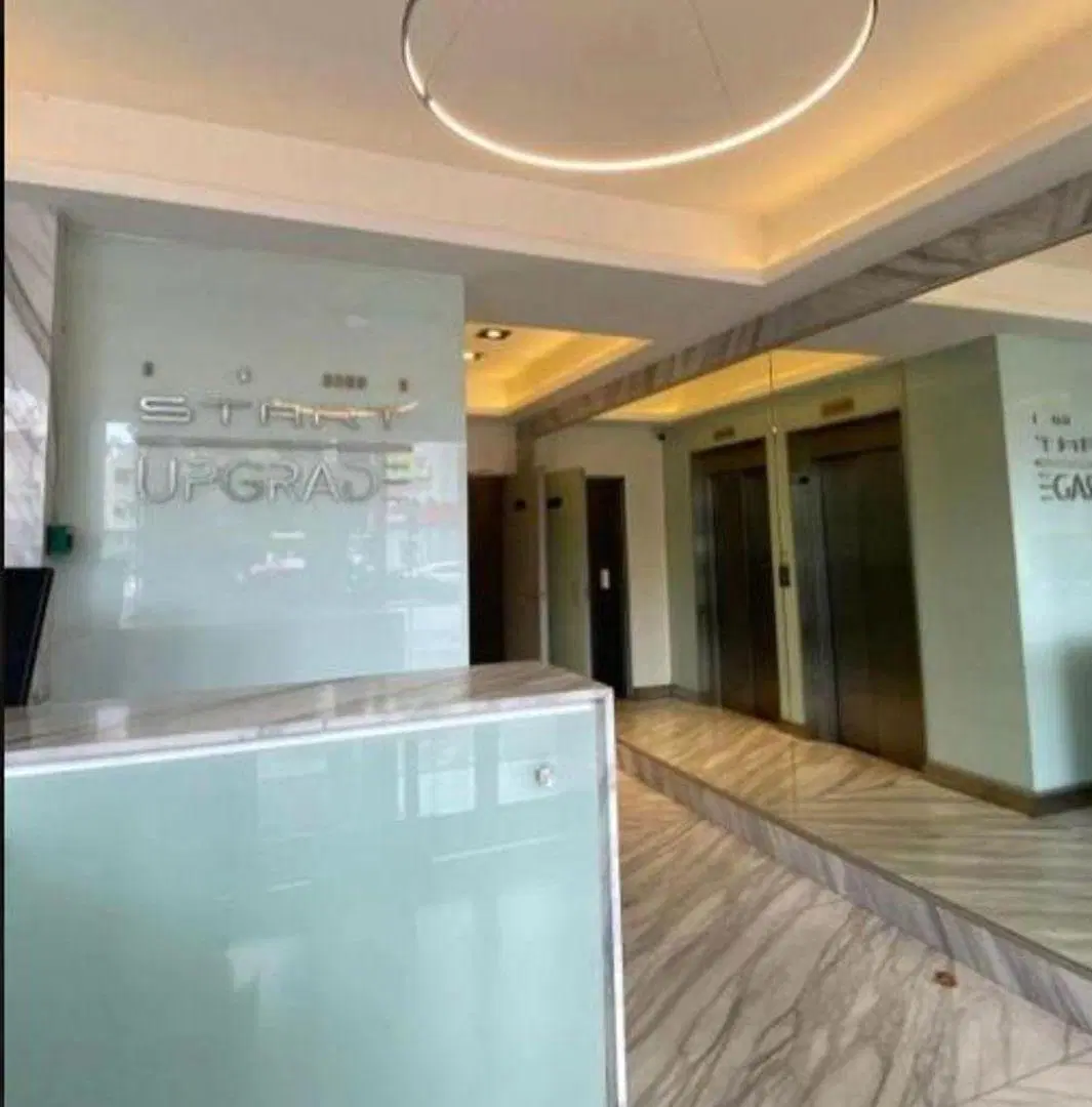 ALQUILER MONOAMBIENTE DIVISIBLE, APTO PROFESIONAL / USO COMERCIAL EN AV LIBERTADOR 2