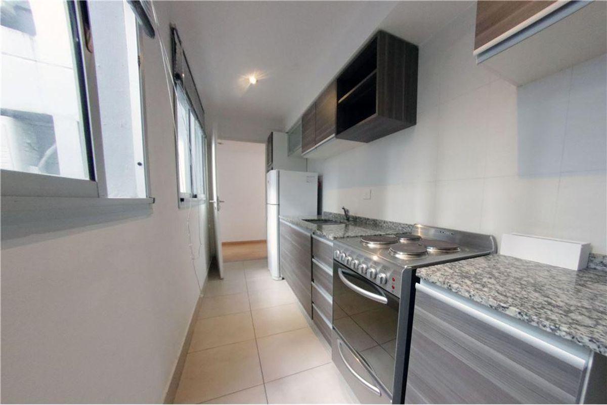Foto de ALQUILER DE GRAN 2 AMB. PISO 8°/ APTO PROF/AMENITIES/COCHERA DISPONIBLE, imagen 4