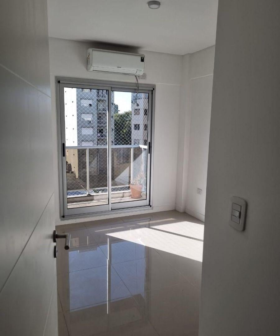 VENTA URQUIZA/ 3 AMBIENTES CON COCHERA Y BAULERA/EN SUITE/ BALCON CORRIDO/AMENITIES