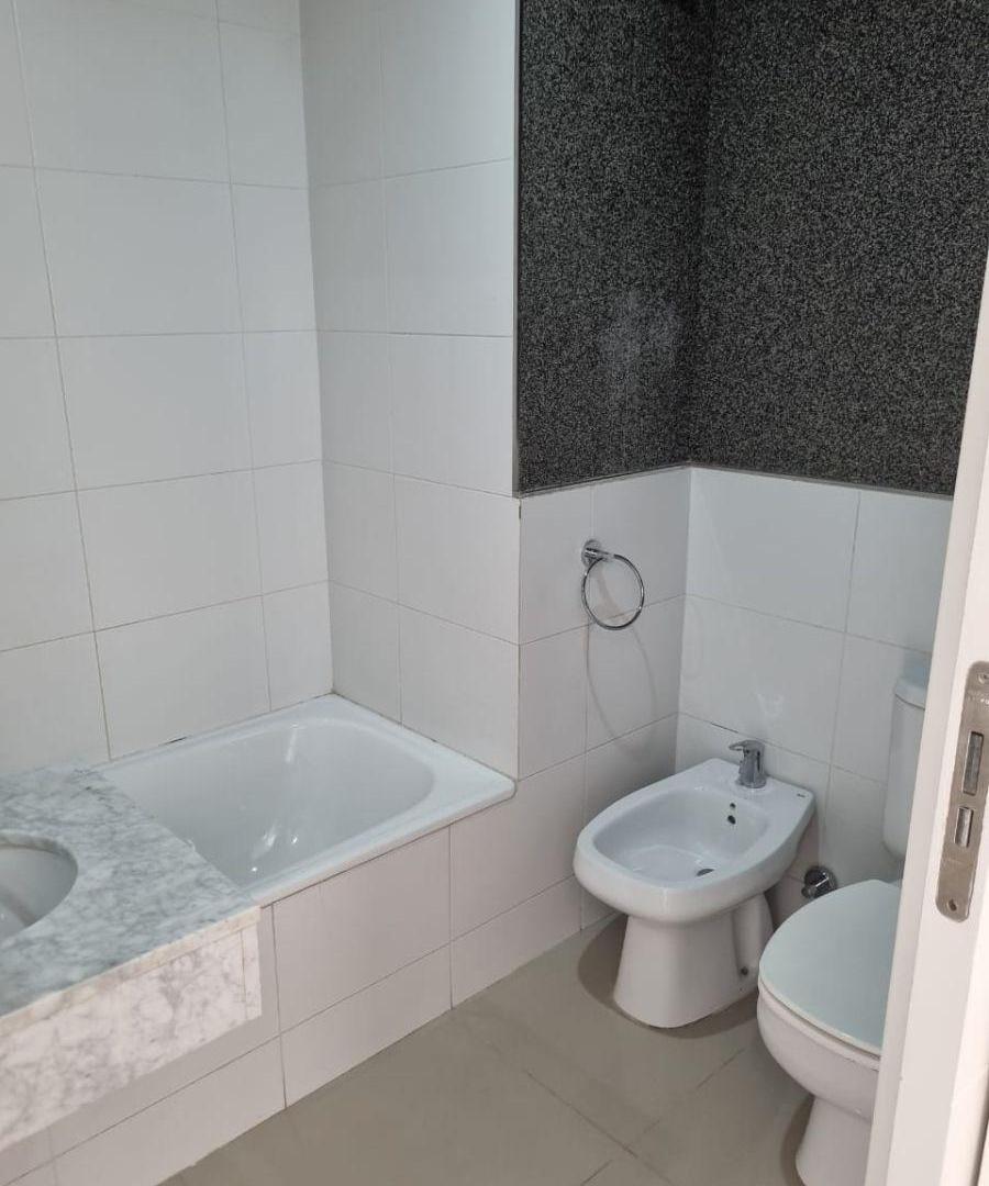 VENTA URQUIZA/ 3 AMBIENTES CON COCHERA Y BAULERA/EN SUITE/ BALCON CORRIDO/AMENITIES
