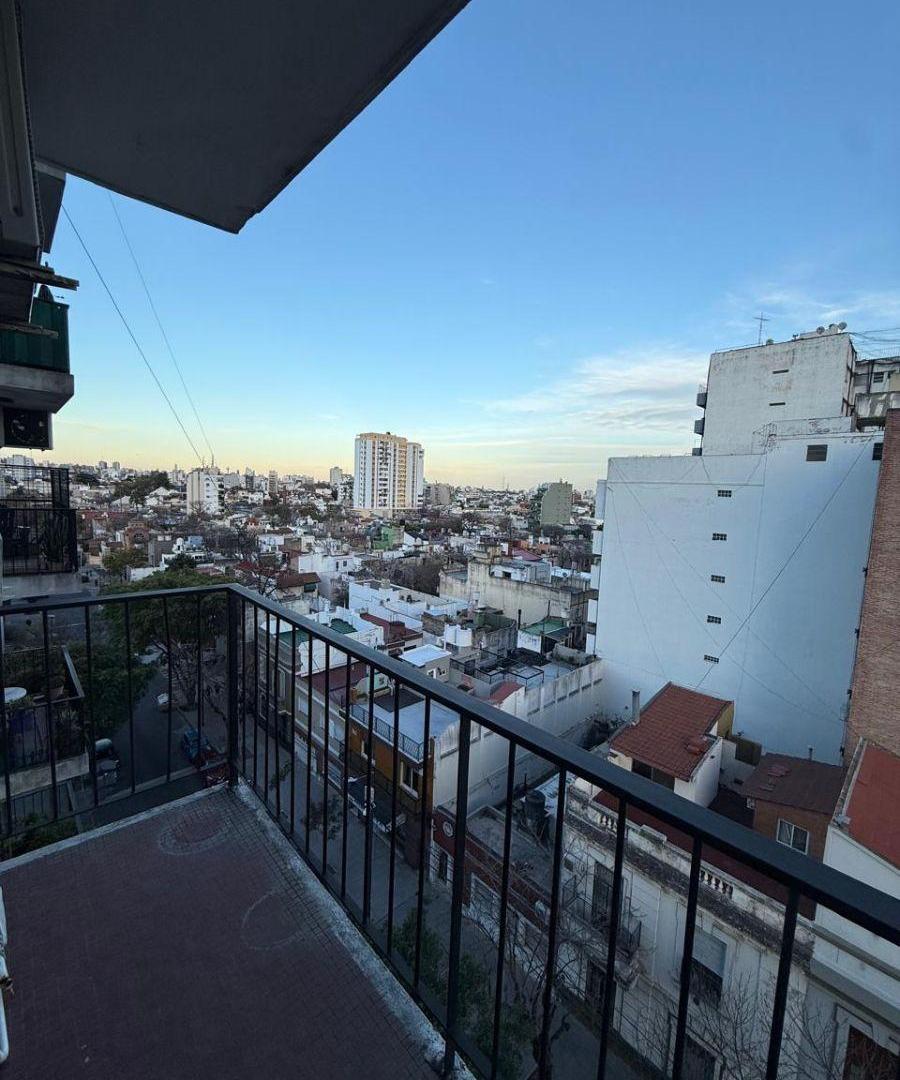 Foto de HERMOSO DEPARTAMENTO TODO LUZ FRENTE AL PARQUE/ A NUEVO/, imagen 2