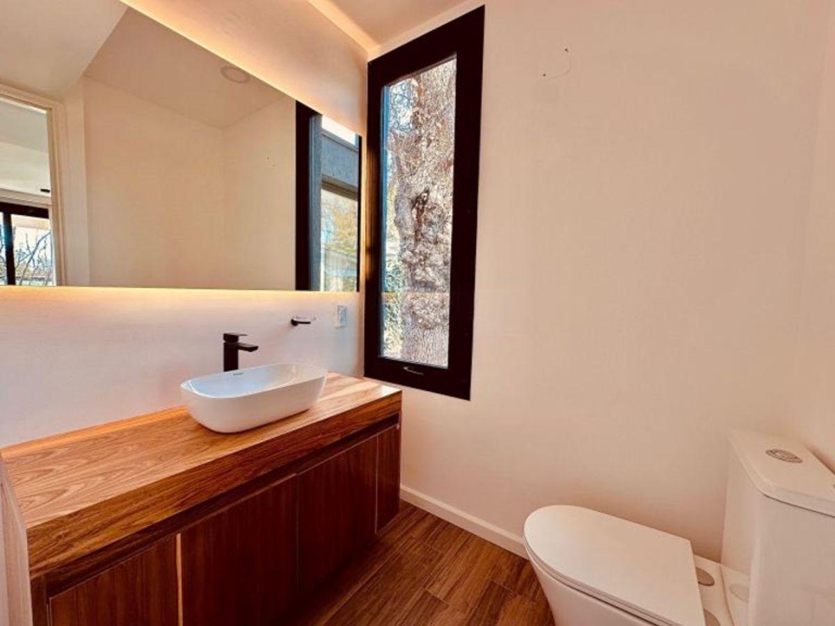 Foto de HERMOSA PROPIEDAD DE 370 M2 CUBIERTOS, ES IDEAL PARA DESARROLLO, imagen 3