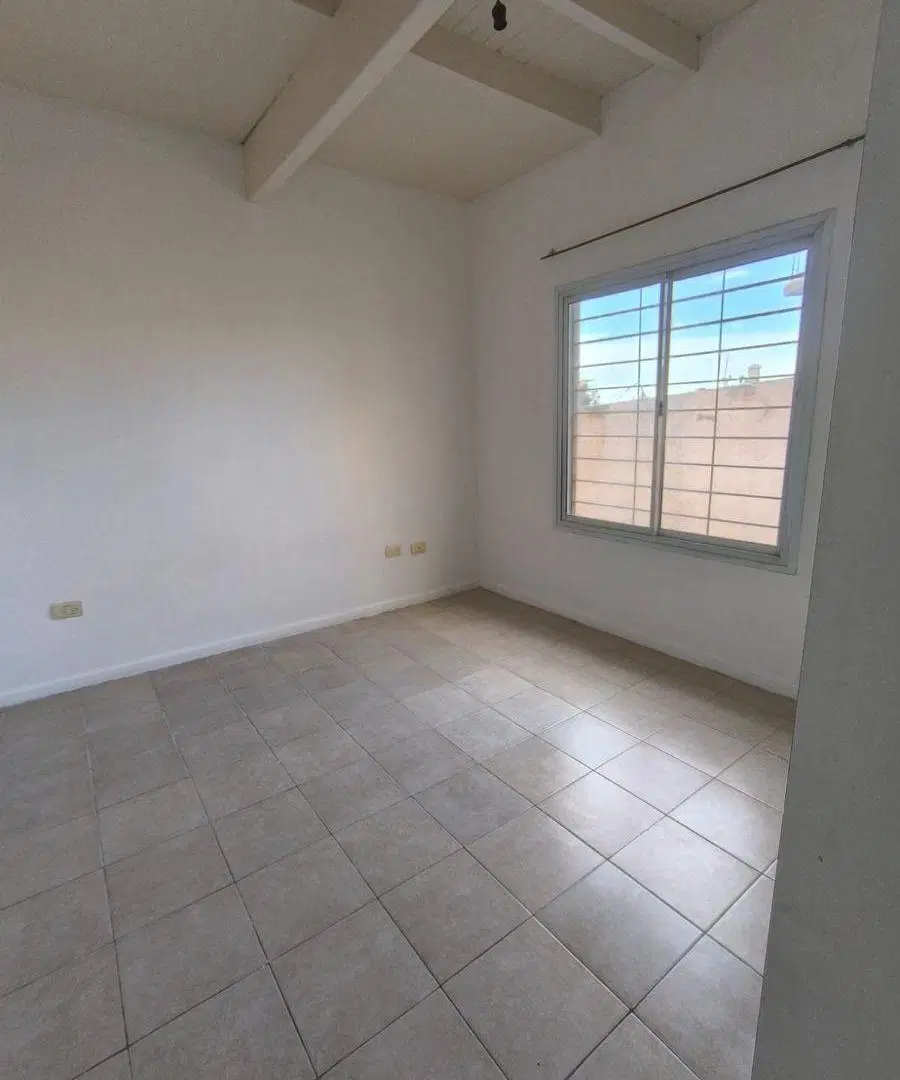 Departamento en Alquiler 1 Dormitorio con Terraza y Churrasquera - Barrio Villa Marini 5