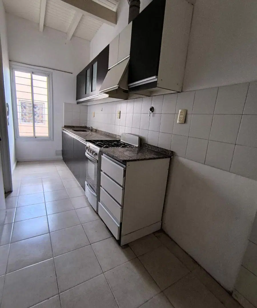 Departamento en Alquiler 1 Dormitorio con Terraza y Churrasquera - Barrio Villa Marini 1