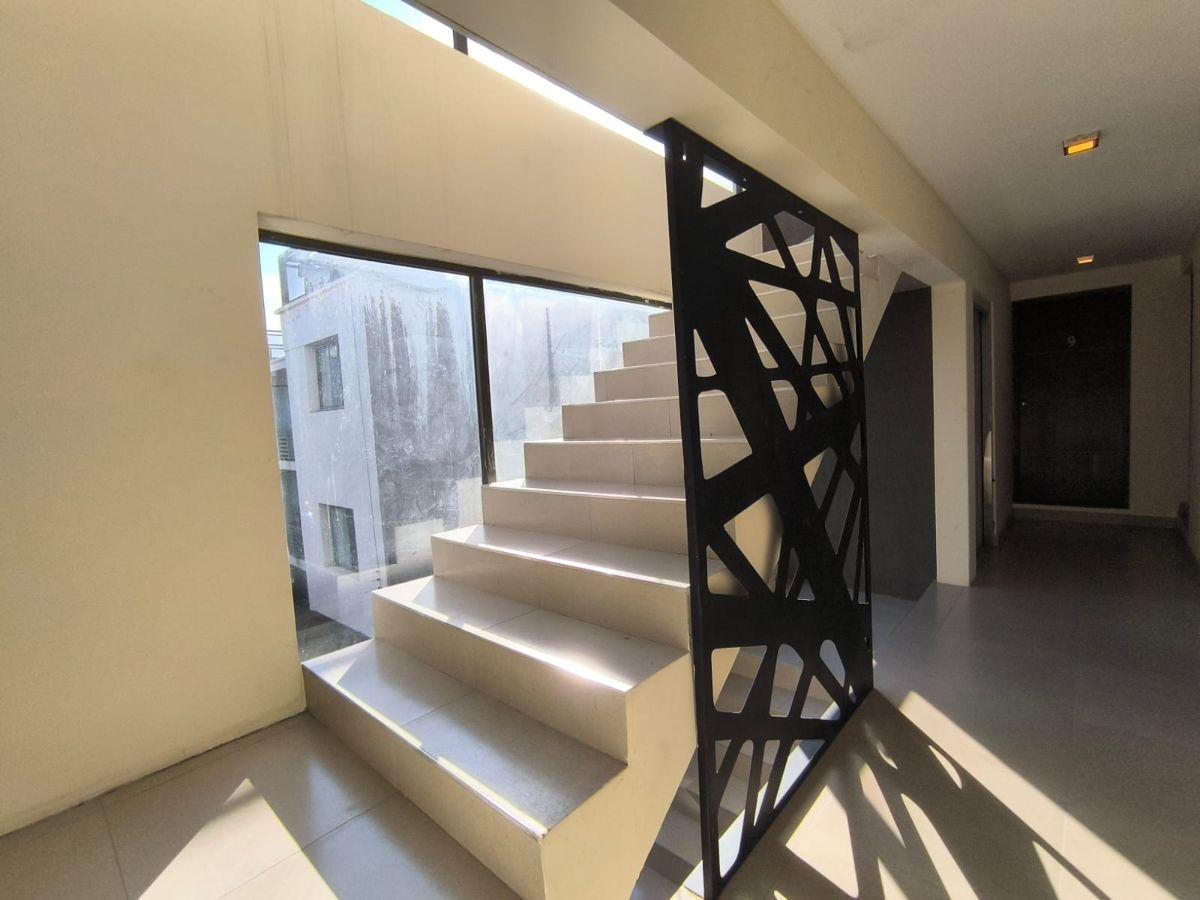 Departamento en Alquiler – 1 Dormitorio con Cochera y Balcón Frontal en Godoy Cruz