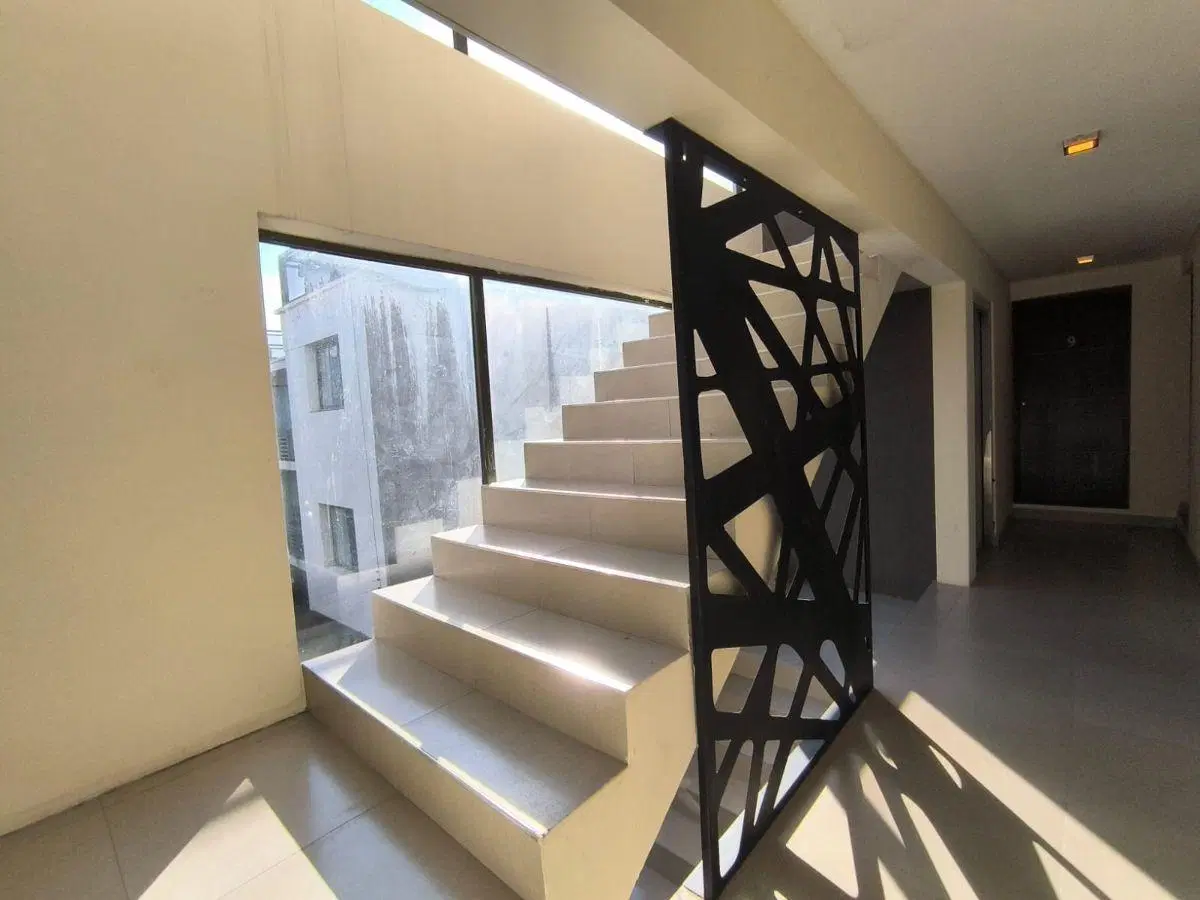 Departamento en Alquiler – 1 Dormitorio con Cochera y Balcón Frontal en Godoy Cruz 1