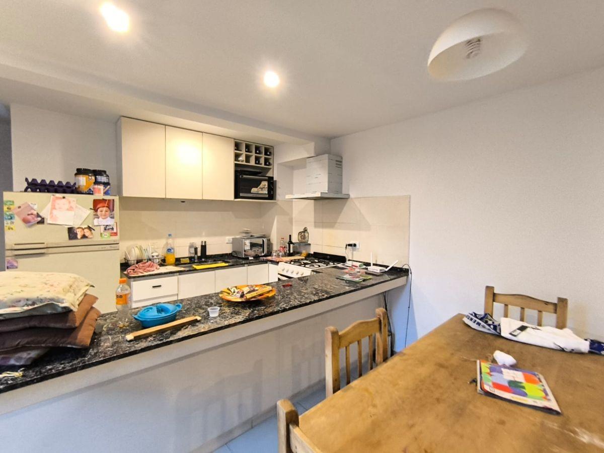Foto de Departamento de 70 m² con 2 dormitorios en venta en Godoy Cruz, imagen 5