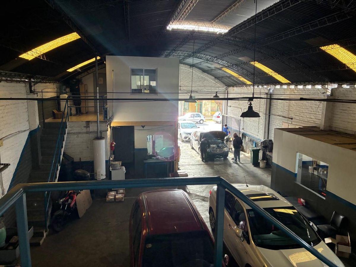 Foto de Excelente Galpón / Taller con Oficinas en Venta | 253 m² | Trifásica |, imagen 2