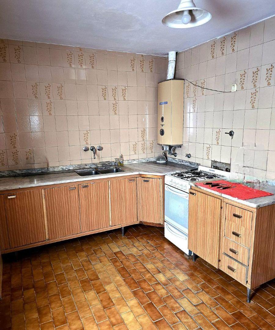 Foto de Excelente casa con galpon, imagen 5