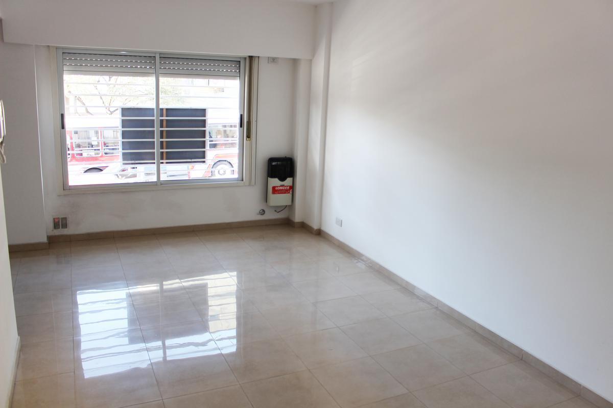 Departamento de dos ambientes a estrenar en Flores