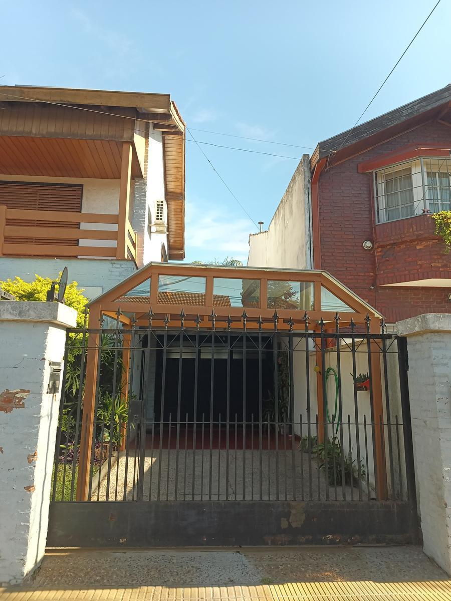 Casa de Nueve Ambientes en Hurlingham! 5
