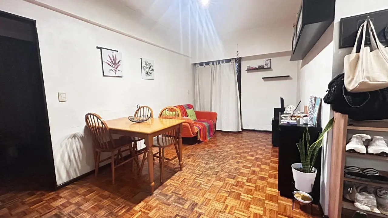 VENTA DEPARTAMENTO 3 AMBIENTES CON PATIO Y COCHERA 2