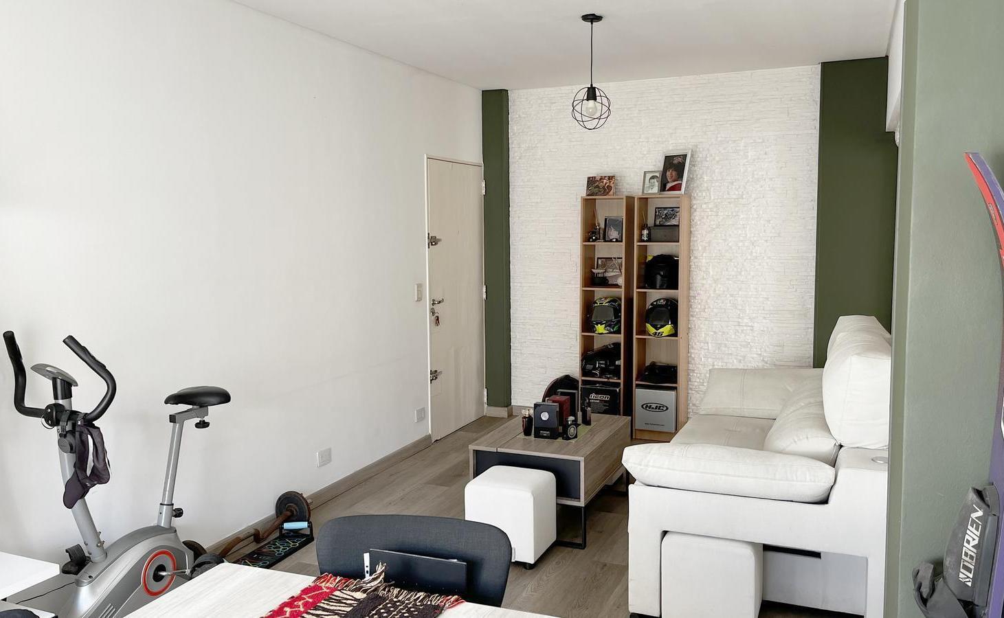 Venta depatamento con terraza en Villa del Parque