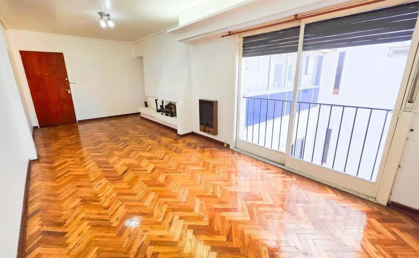 VENTA DEPTO 2 AMBIENTES CONTRAFRENTE C/ BALCON CABALLITO 2