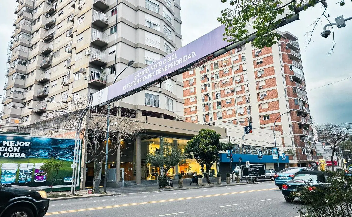 Venta depto 2 ambientes con cochera y balcón vista al río - Olivos - 5