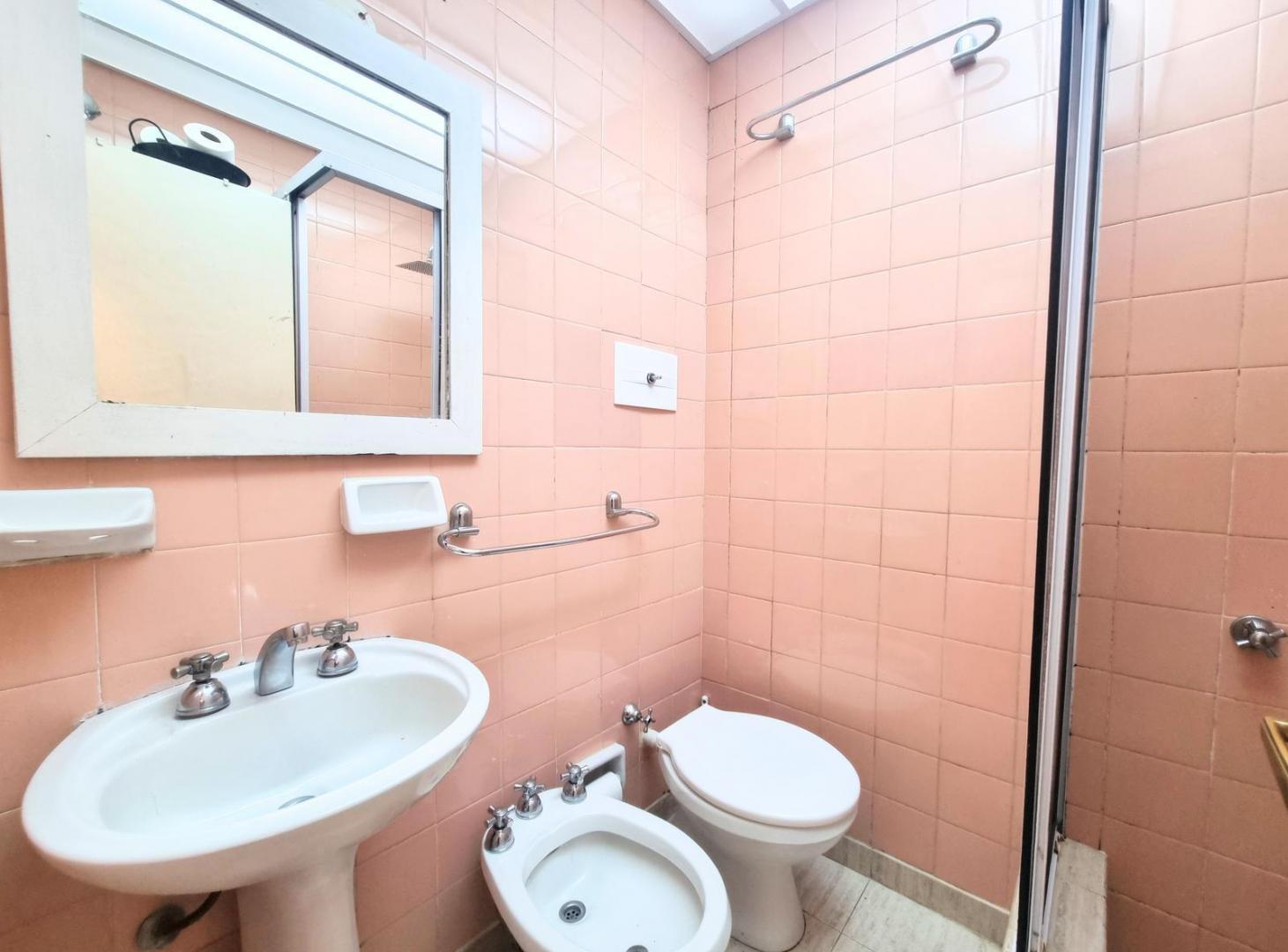Foto de VENTA - Departamento 2 Ambientes con escritorio en Boedo, imagen 3